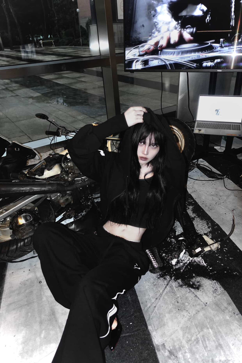 FMXIS Signature Cropped  Zip-Up Hoodie